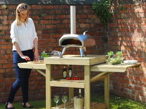 Zest pizza table
